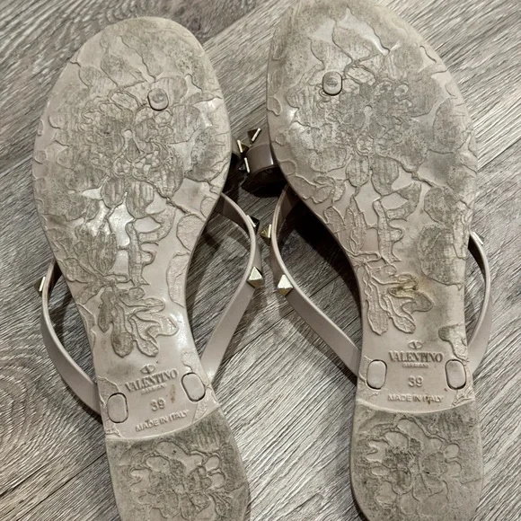 VALENTINO ROCKSTUD RUBBER SLIPPER - Picture 3 of 3